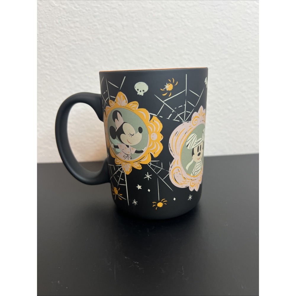 Disney Halloween Black  Mug Mickey Minnie Donald Pluto Spiders Webs